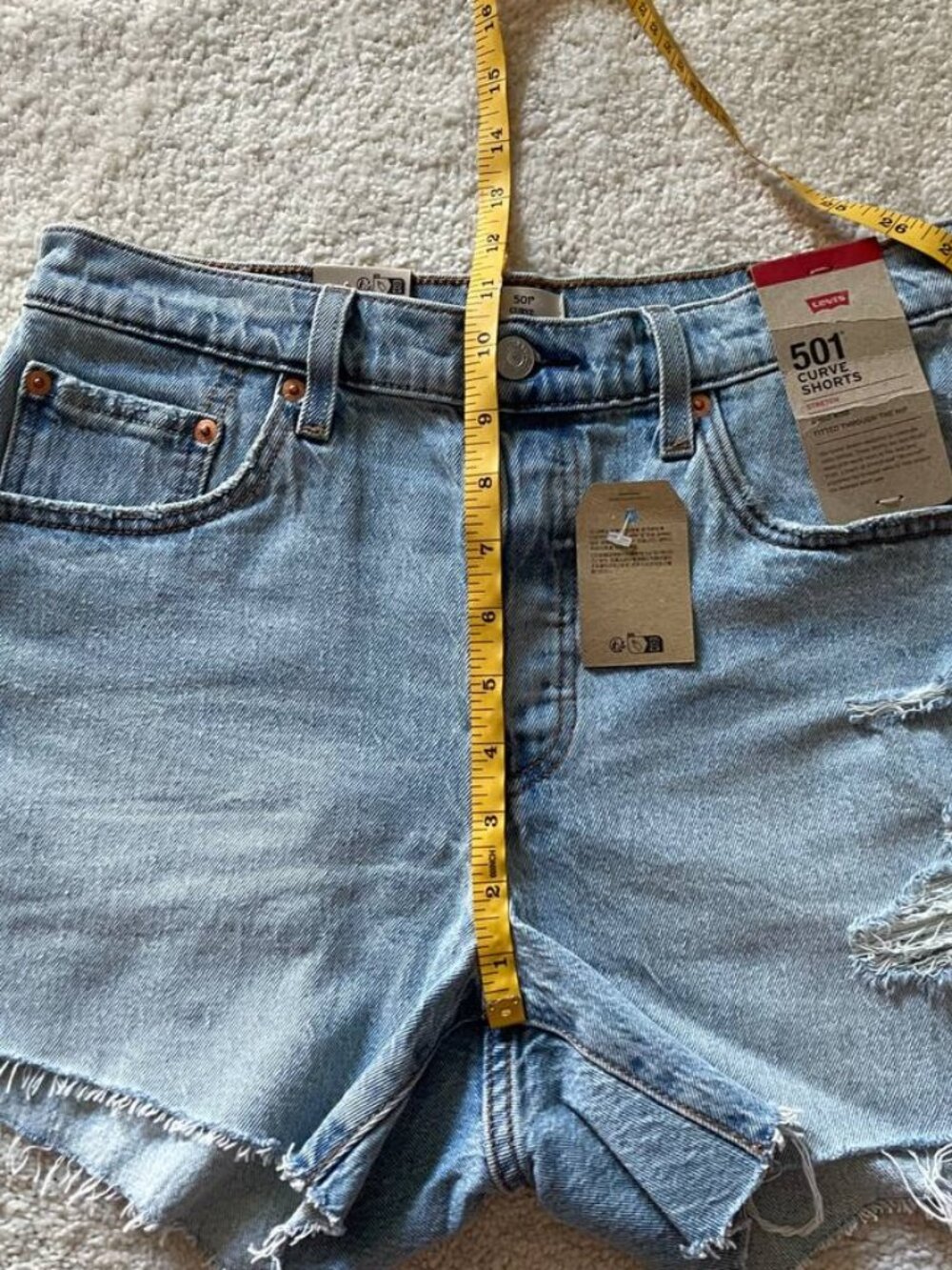 NWT Levi's 501 Mid Rise Curve Stretch Women’s Shorts Size 30 - Picture 7 of 10